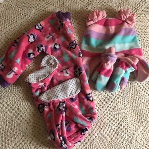 18-24m fleece bundle of hat, mittens, and pajamas